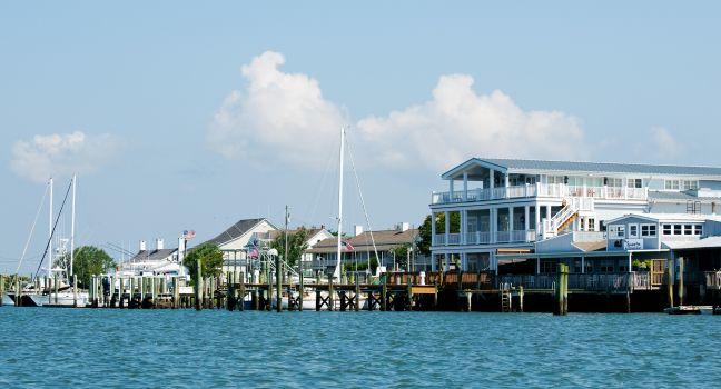 Beaufort inlet with restaurant from sea side