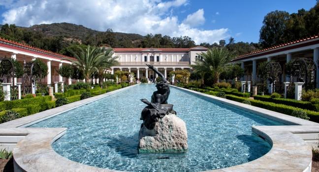 Fountain, Getty Villa, Los Angeles, California, USA
