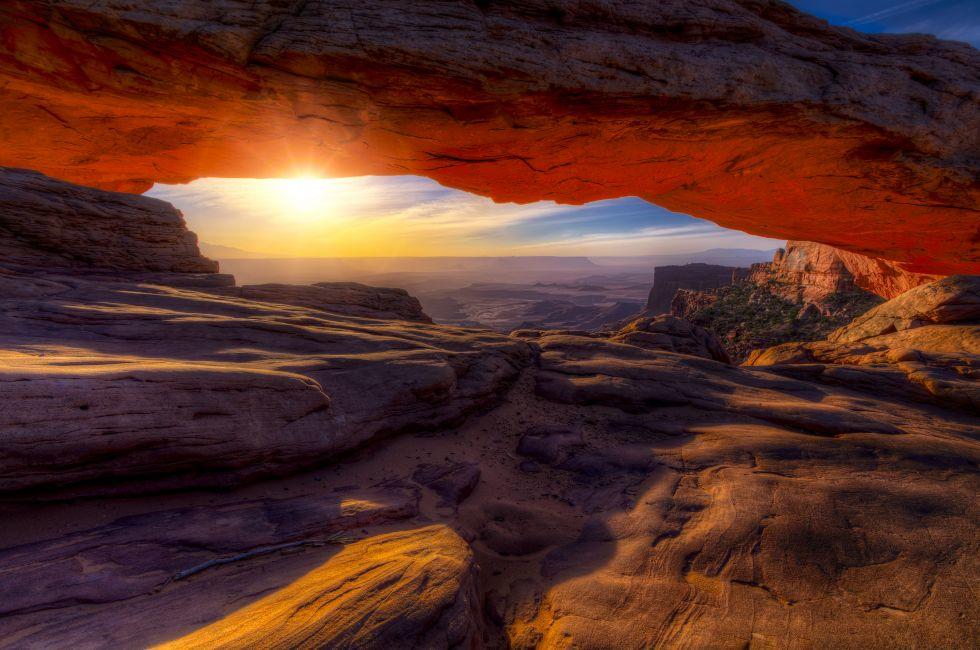 Iconic arching rock formation at dawn near Moab, Utah