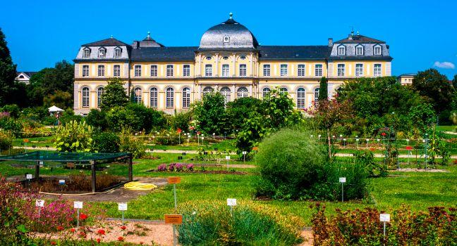 Poppelsdorfer Schloss (Poppelsdorf Palace), Bonn, The Rhineland, Germany, Europe.
