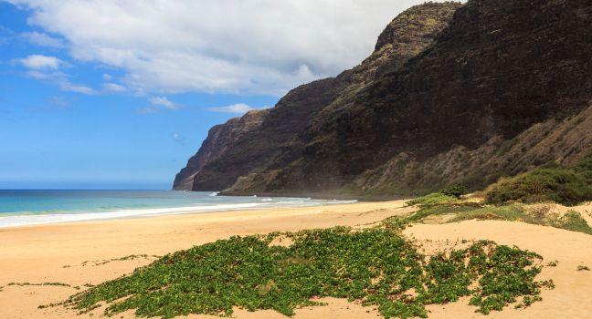 View of the Napali coast from Polihale beach in Kauai, Hawaii Islands.