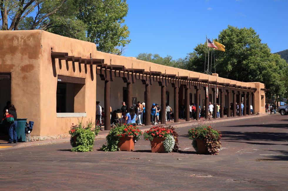 Palace of the Governors, The Plaza, Santa Fe, New Mexico, USA