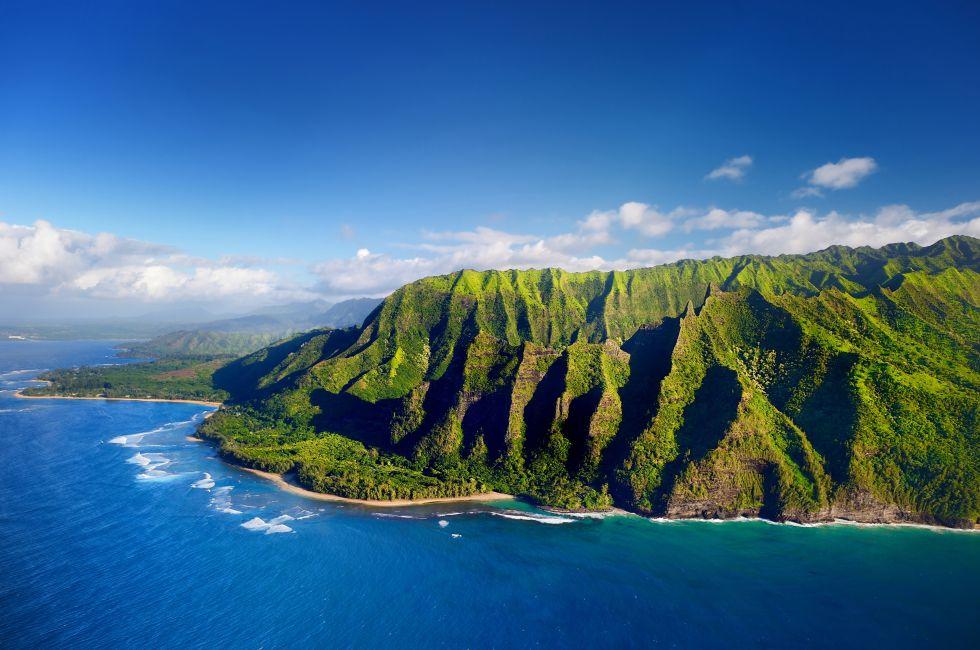 Beautiful aerial view of spectacular Na Pali coast, Kauai, Hawaii.